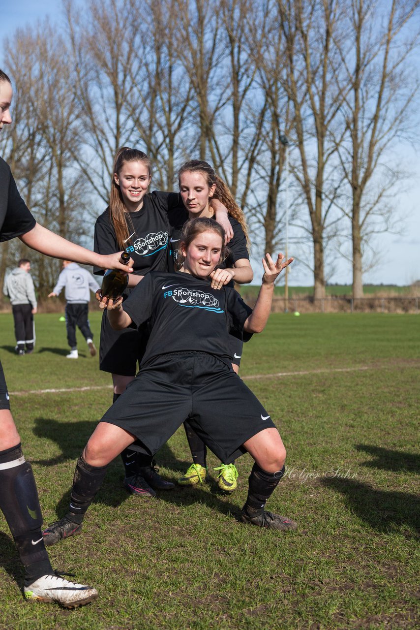 Bild 140 - C-Juniorinnen SV Steinhorst/Labenz - TSV Friedrichsberg-Busdorf : Ergebnis: 5:0